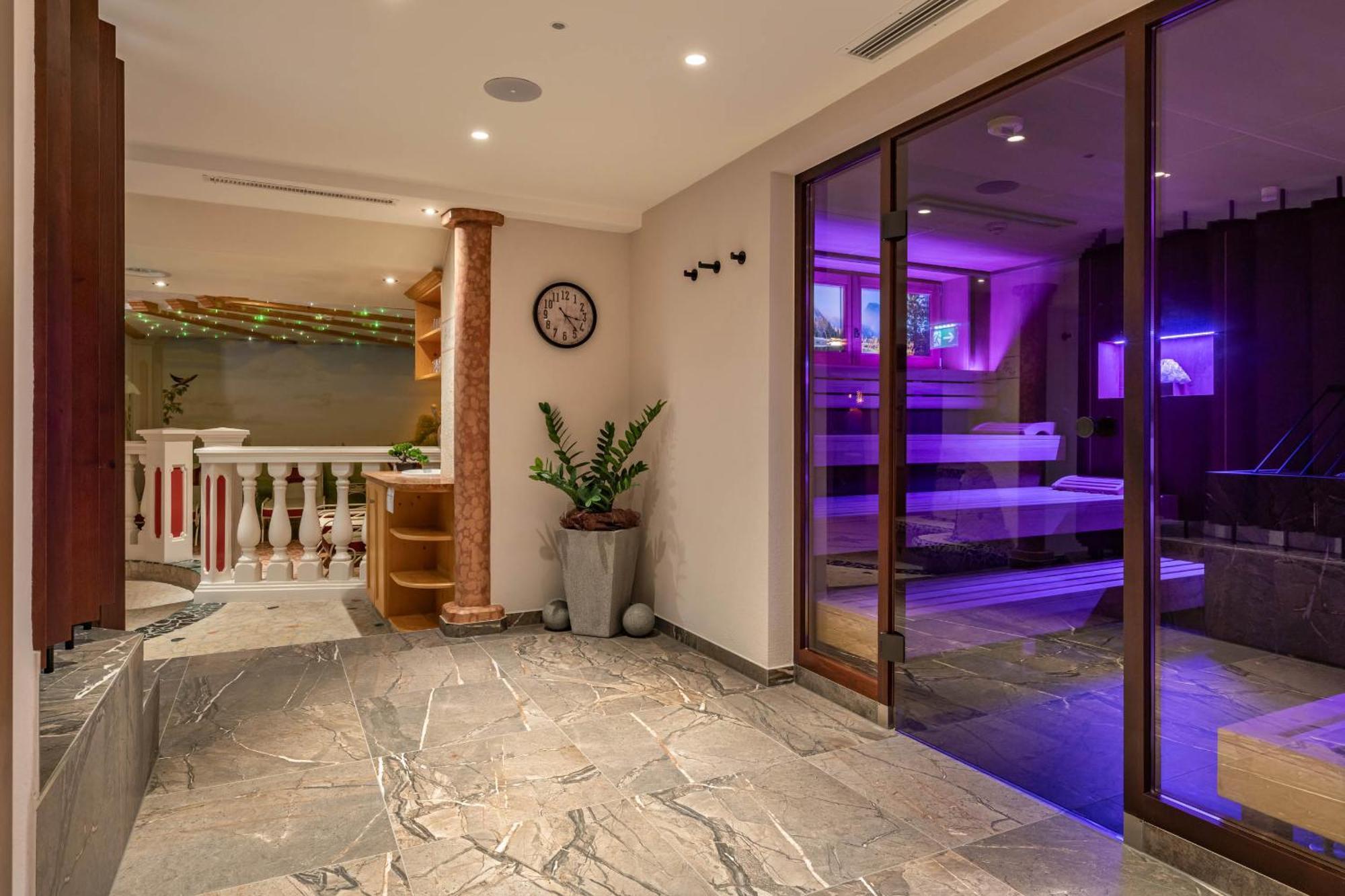 Hotel Pramstraller Майрхофен Экстерьер фото