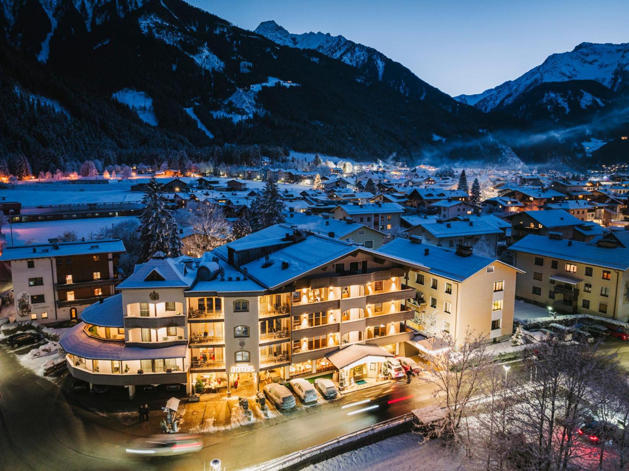 Hotel Pramstraller Майрхофен Экстерьер фото